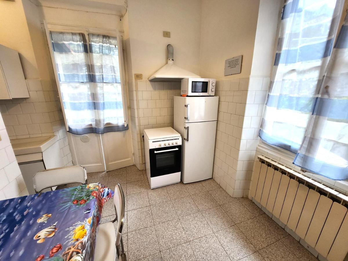 Appartamento Raggio Di Sole Леванто Екстериор снимка