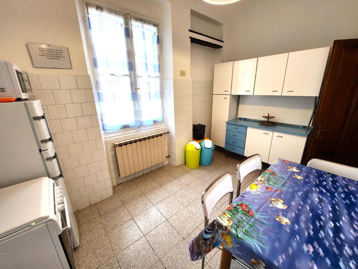 Appartamento Raggio Di Sole Леванто Екстериор снимка