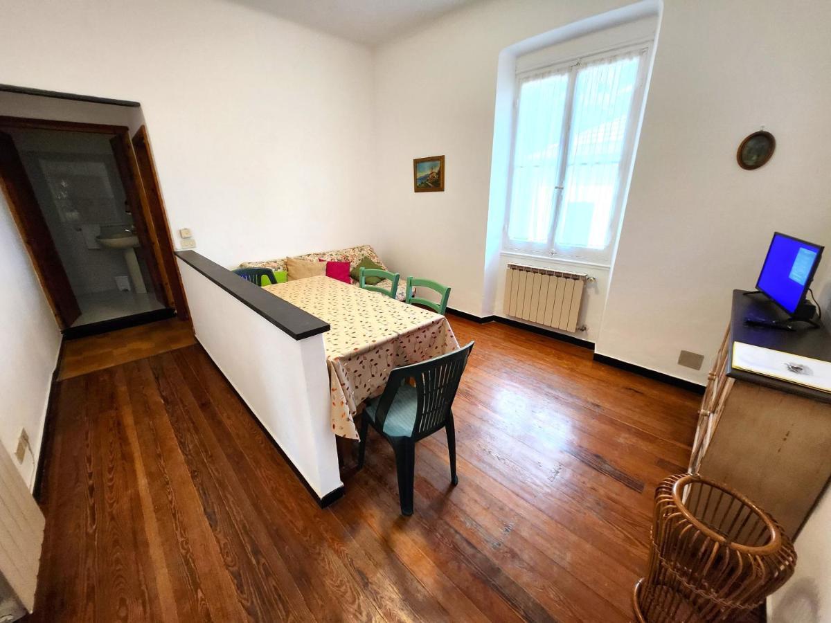 Appartamento Raggio Di Sole Леванто Екстериор снимка